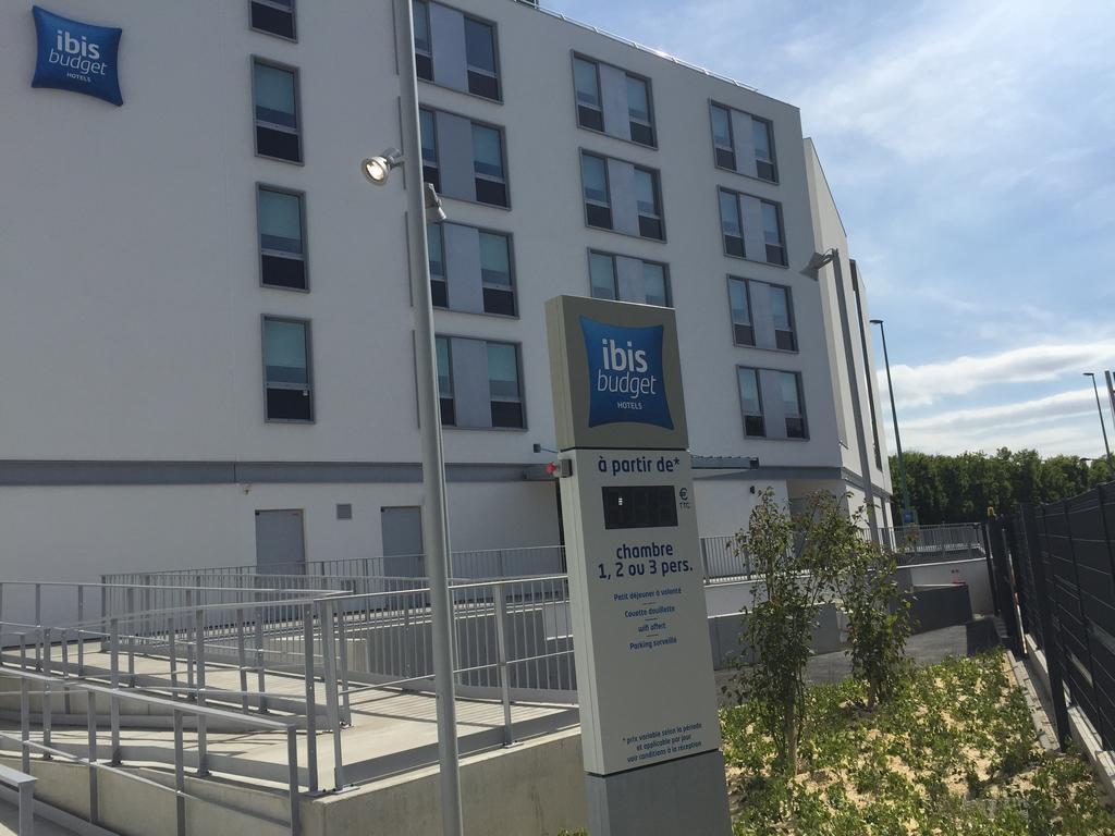 Ibis Budget Rives De Seine 2*